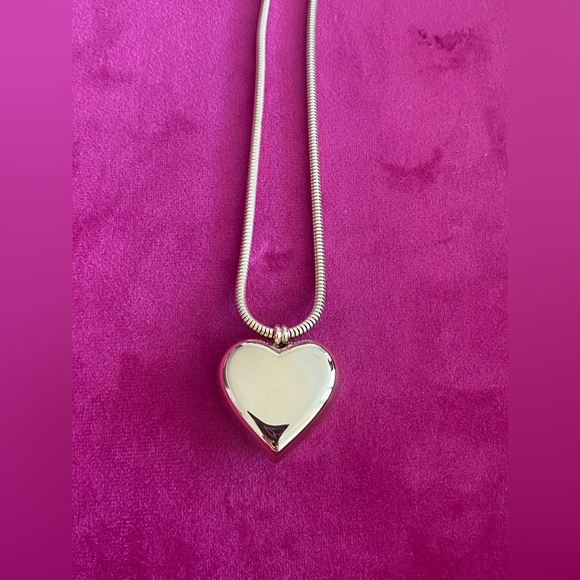 18k Gold Plated Puffy Heart Necklace - Picture 2 of 2
